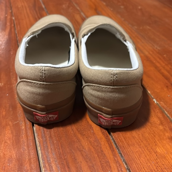 Tan vans slip on women’s 8 men’s 6.5 - Picture 4 of 7